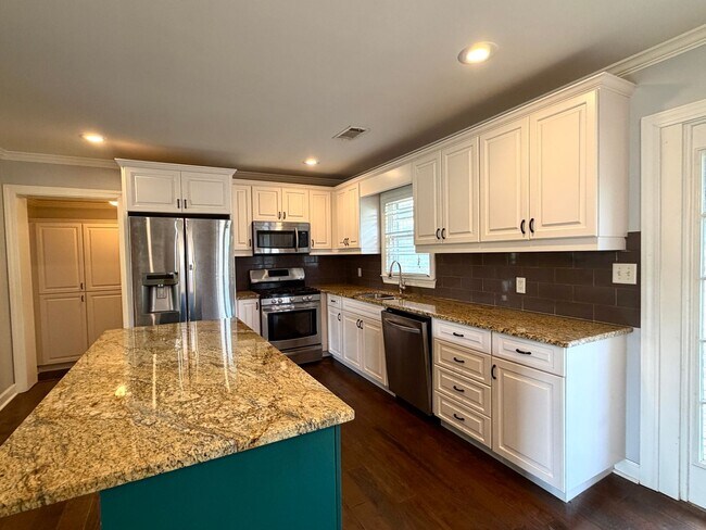 Foto del edificio - Sharon Hills Neighborhood