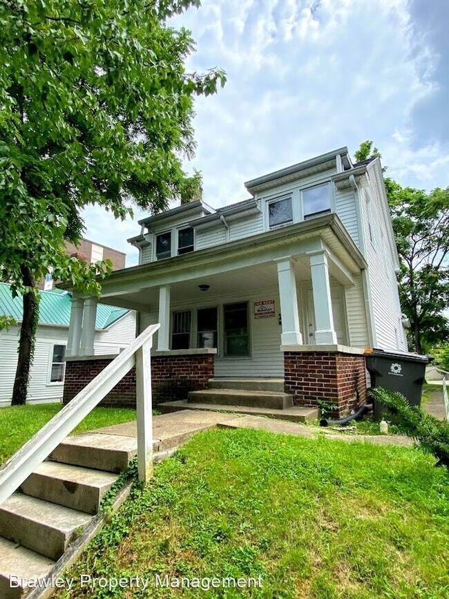 Foto del edificio - 4 br, 2 bath House - 316 E. 7th St