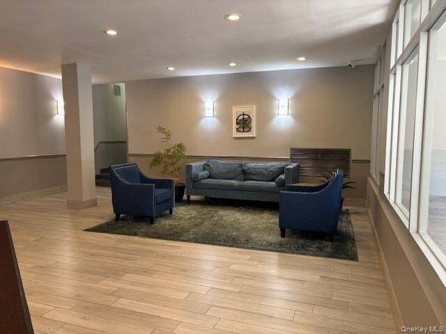 Foto del edificio - 119 S Highland Ave