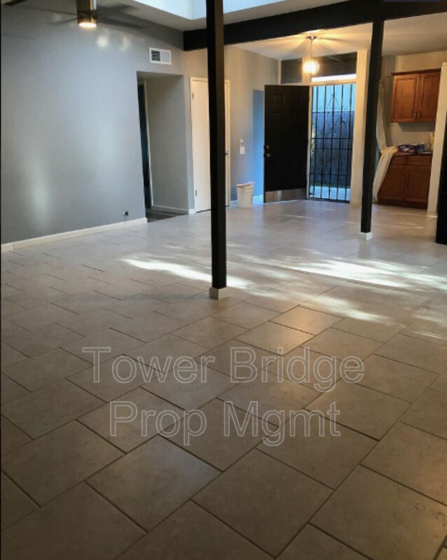 Building Photo - 4175 Scranton Cir