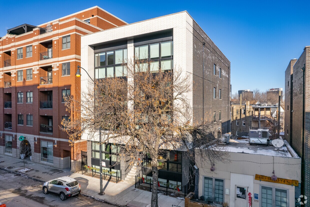 Primary Photo - The Avenue Logan Square