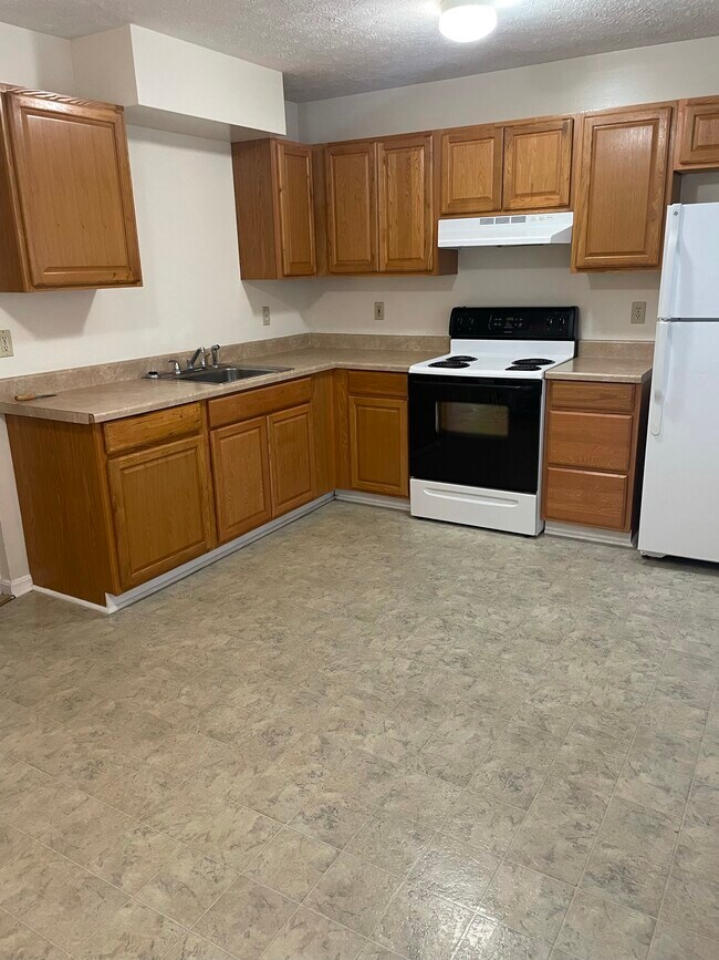 380 Woodstock Ln, Winchester, VA 22601 Townhome Rentals in Winchester