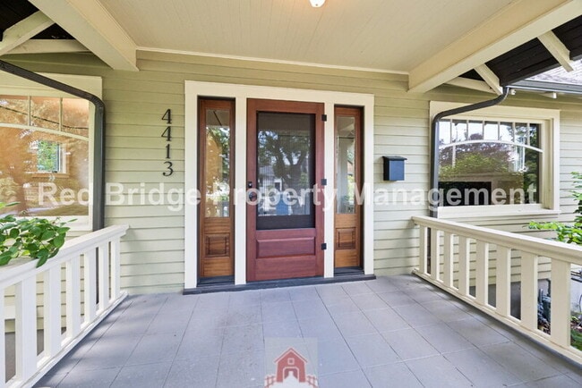 Building Photo - 4413 NE 26th Ave