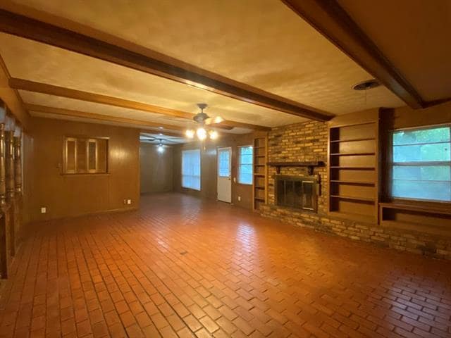 Building Photo - 3010 Nottingham Dr