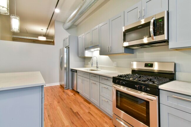 Foto del edificio - 25 W Hubbard St