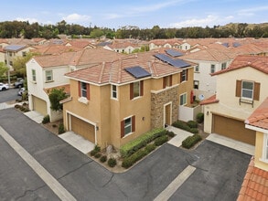 Building Photo - 26844 Albion Way