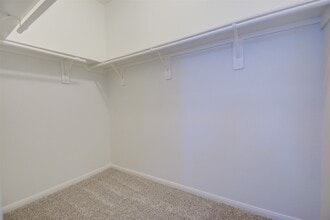 Building Photo - 6026 Burnet Bend Ave Building Photo - 6026 Burnet Bend Ave