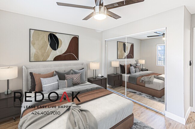 Foto del edificio - ~1 Month FREE~ Spacious Two Bedroom with C...