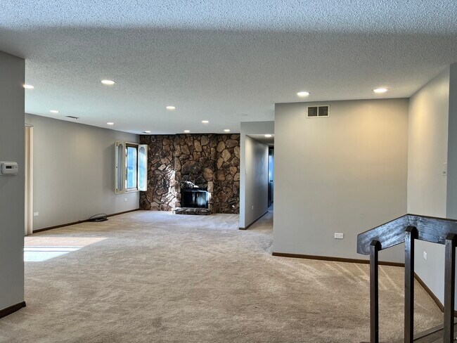 Foto del edificio - 15514 Orlan Brook Dr