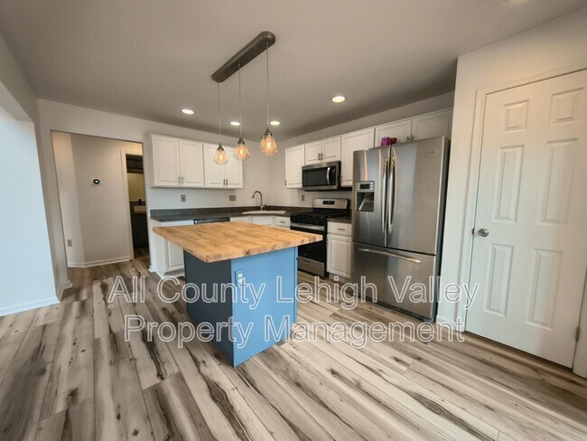 Foto del edificio - 2879 Hope Ridge Dr