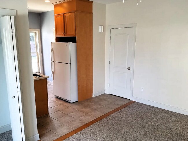 Foto del edificio - 5849 Broadway St