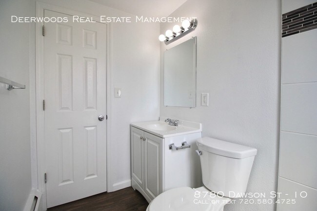 Foto del edificio - 8780 Dawson St