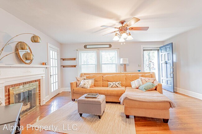 Foto del edificio - 3 br, 1 bath House - 36 Blair St
