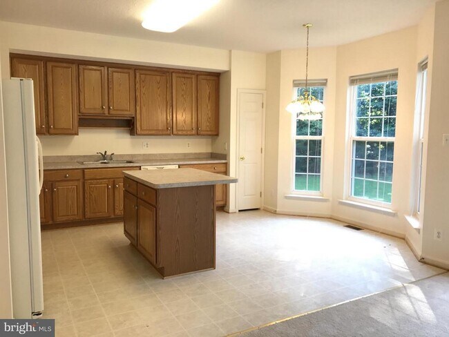Foto del edificio - 9028 Dahlgren Rd