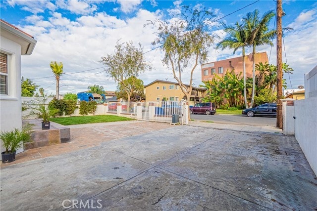 Foto del edificio - 11639 Menlo Ave