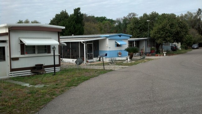 Building Photo - Saint Clair Resort