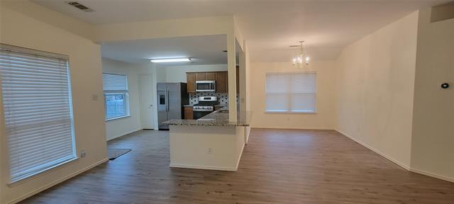 Building Photo - 9012 Nightingale Dr