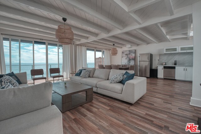 Foto del edificio - 20650 Pacific Coast Hwy