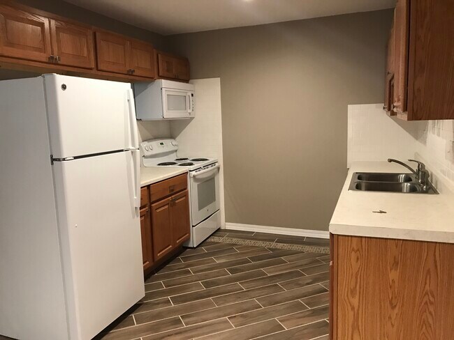 1023 W Main St Unit D7, Watertown, WI 53094 - Apartments in Watertown ...