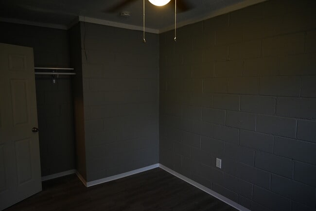 Back Bedroom - 202 North St
