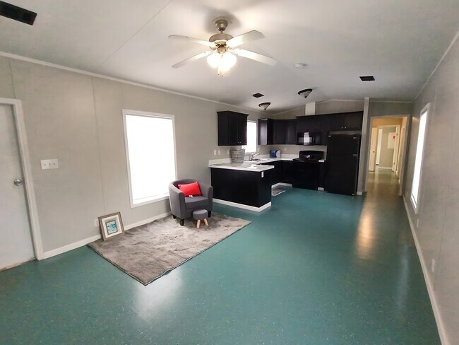 Foto del edificio - 9 Deerwood Park