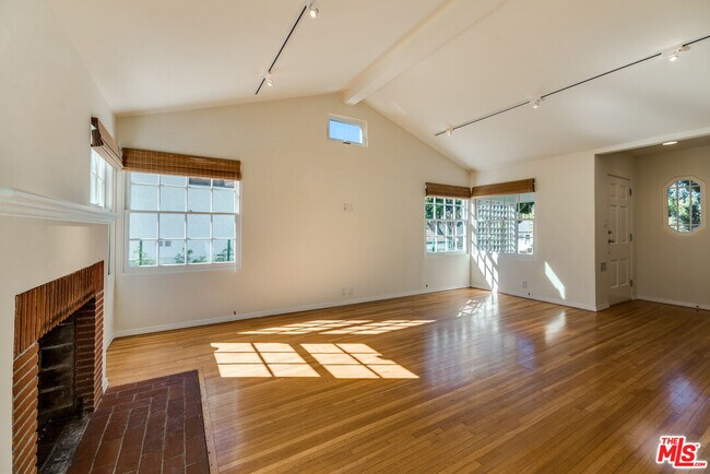 Foto del edificio - 1616 Ashland Ave