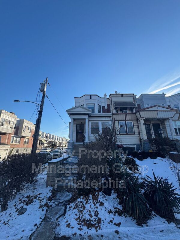 Foto del edificio - 129 S 63rd St