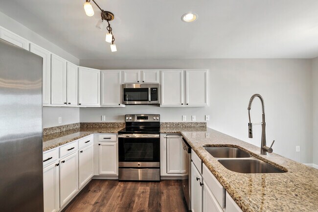Building Photo - 76 Black Cherry Dr