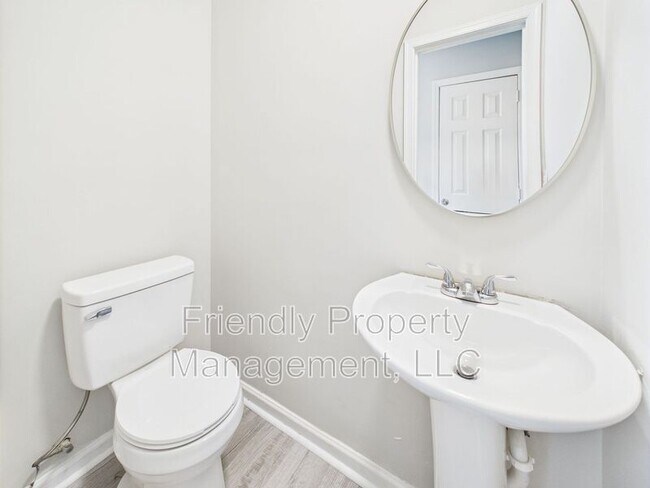 Foto del edificio - 4067 Greene Haven Dr
