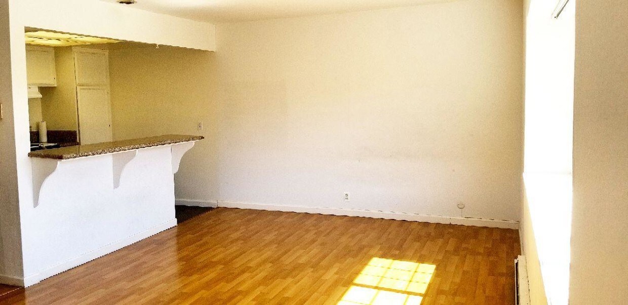 Primary Photo - 1395 Saratoga Ave