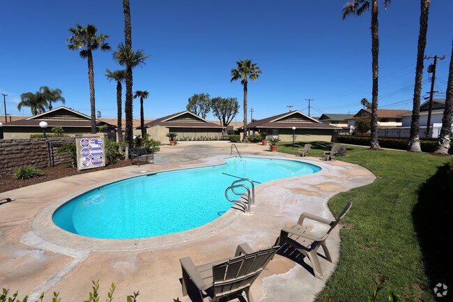Building Photo - Kamia Village Garden Apartments