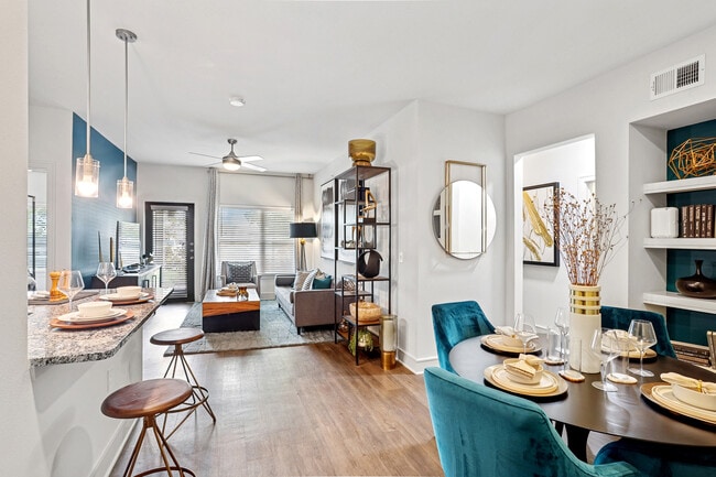 Living and dining area with hard surface flooring - Avalon Frisco North