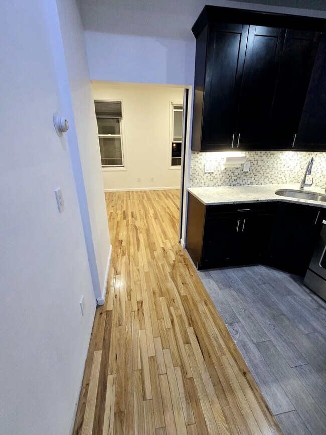 Foto del edificio - 1171 Summit Ave