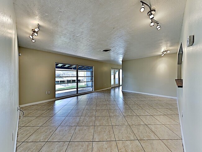 Foto del edificio - 2507 Reef Ct