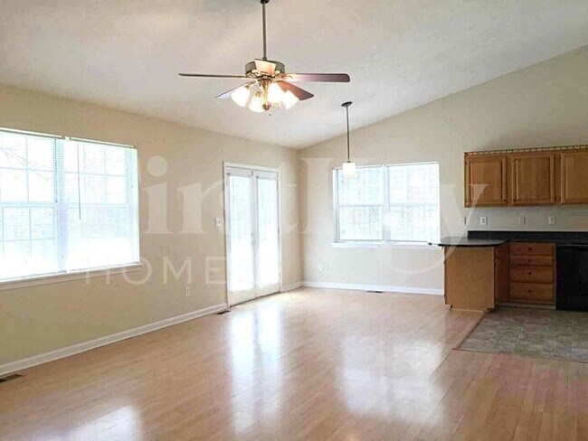 Foto del edificio - 2835 Greenview Way