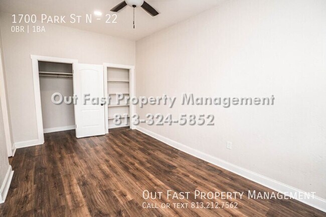 Foto del edificio - 1700 Park St N