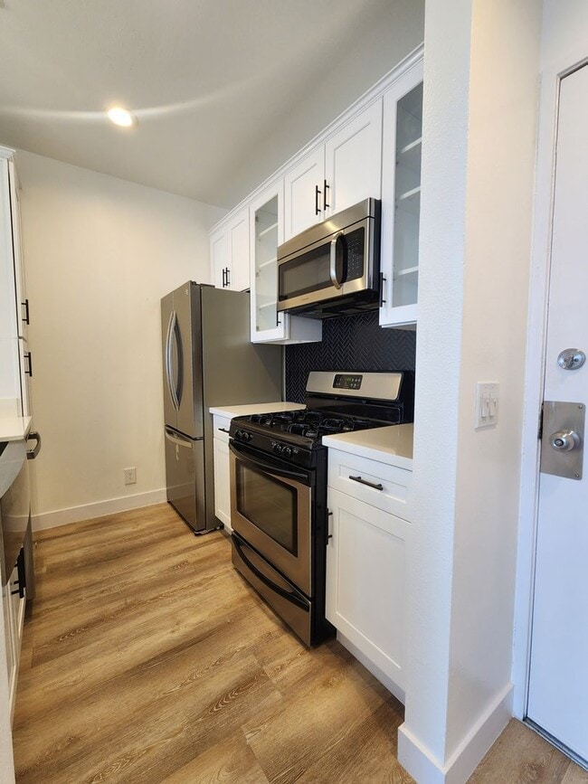 Foto del edificio - 14515 Dickens St
