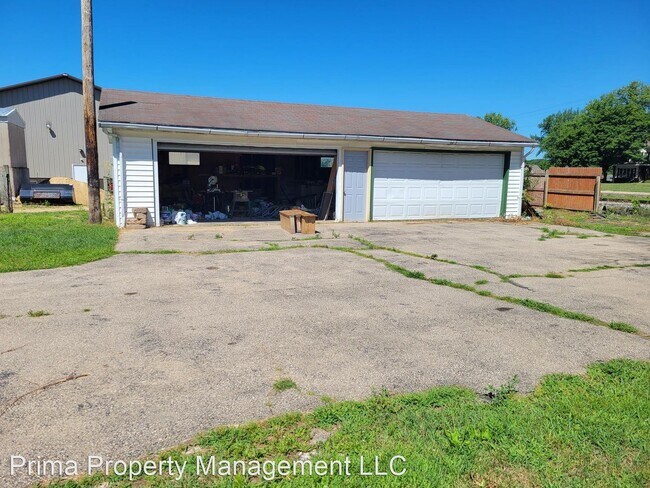 Building Photo - 4 br, 2.5 bath House - 604 High Street