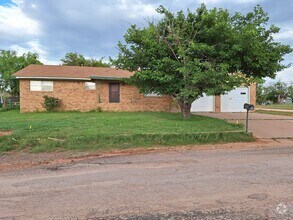 Building Photo - 1831 Avenue N