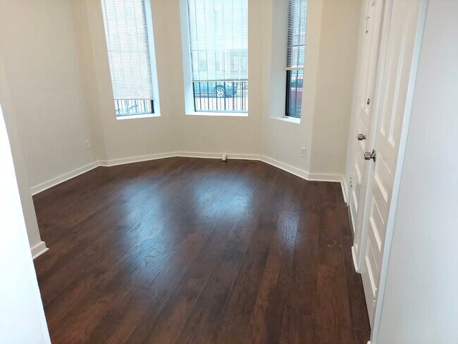 Foto del edificio - 2543 S St Louis Ave