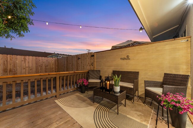 Building Photo - 4442 Clairemont Dr