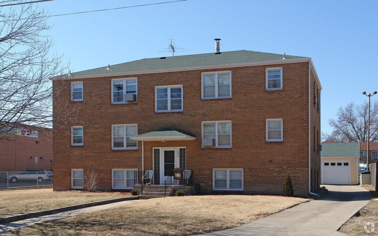 Foto principal - 1725 New Hampshire St