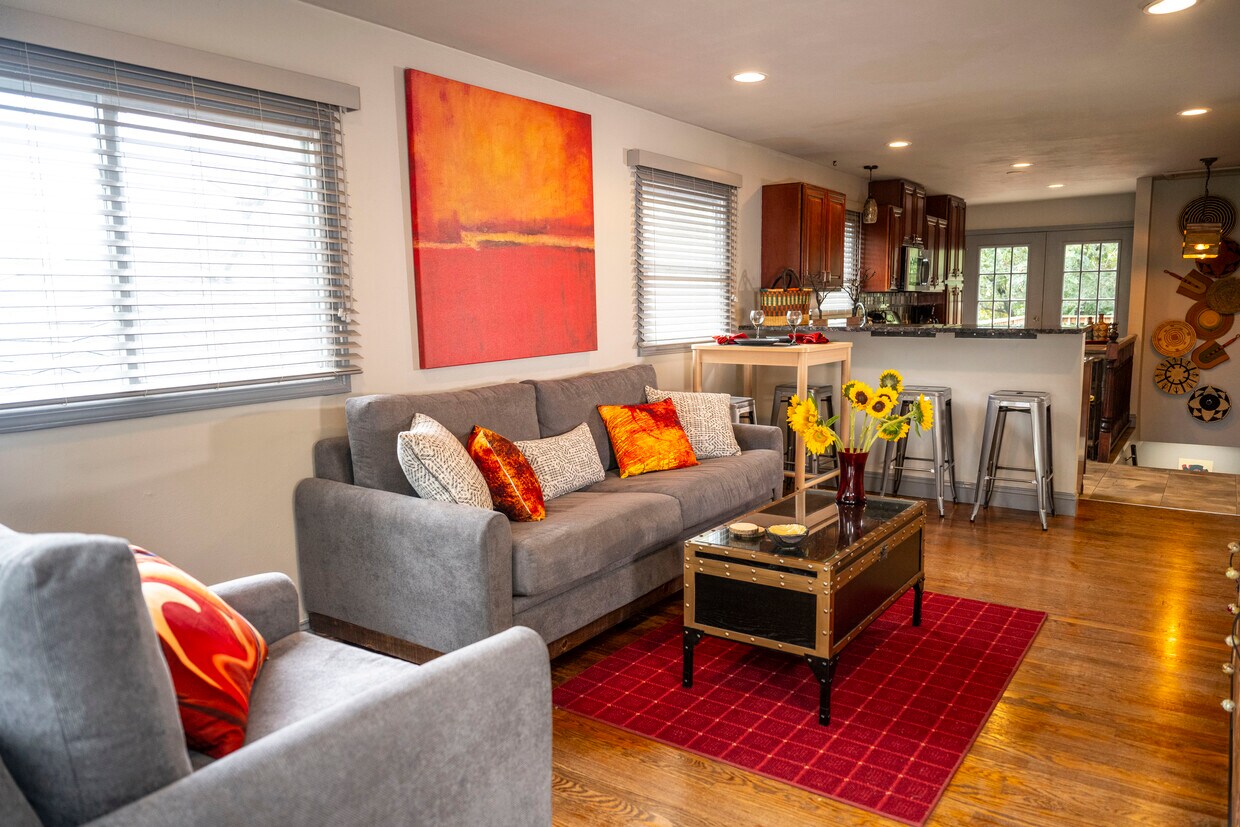 Foto principal - 1604 Kraft St