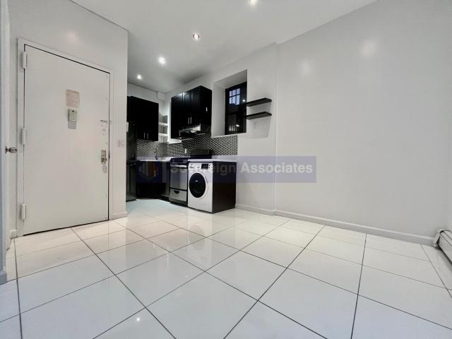 Foto principal - 3 bedroom in NEW YORK NY 10025