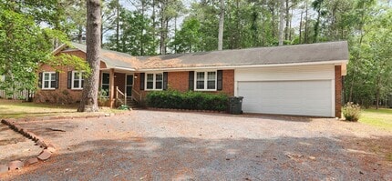 Building Photo - 11200 Southgates Dr