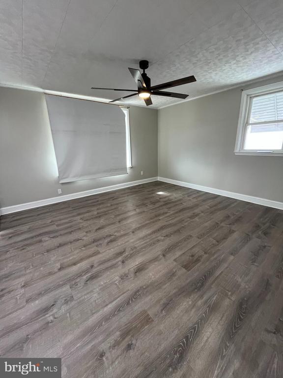 Foto del edificio - 1113 E Hunting Park Ave