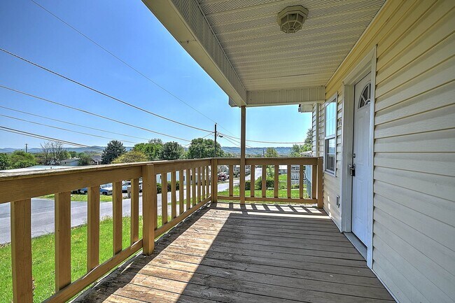 Foto del edificio - 148 Kingsley Ave