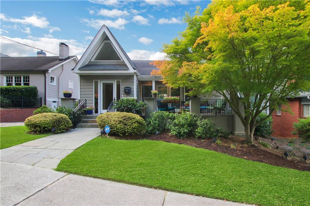 Foto principal - 925 Highland Terrace NE