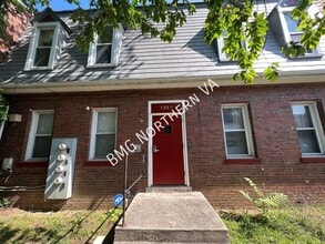 Building Photo - 1314 T St SE
