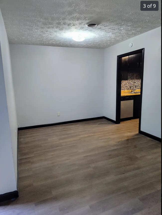 Building Photo - 110 Picasso Dr